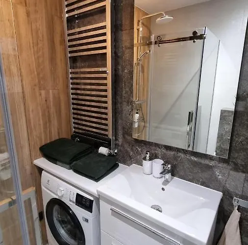 Mlody - Bezplatny Parking, Mocne Wifi, Dobre Polaczenie Z Lotniskiem غدانسك