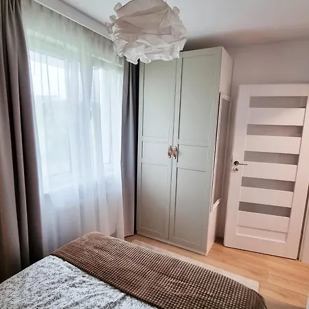 Mlody - Bezplatny Parking, Mocne Wifi, Dobre Polaczenie Z Lotniskiem *